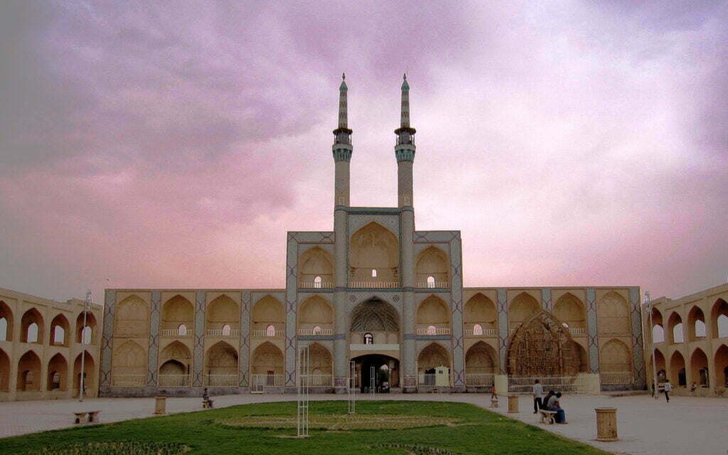 تور ارزان یزد