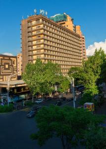 ANI PLAZA yerevan