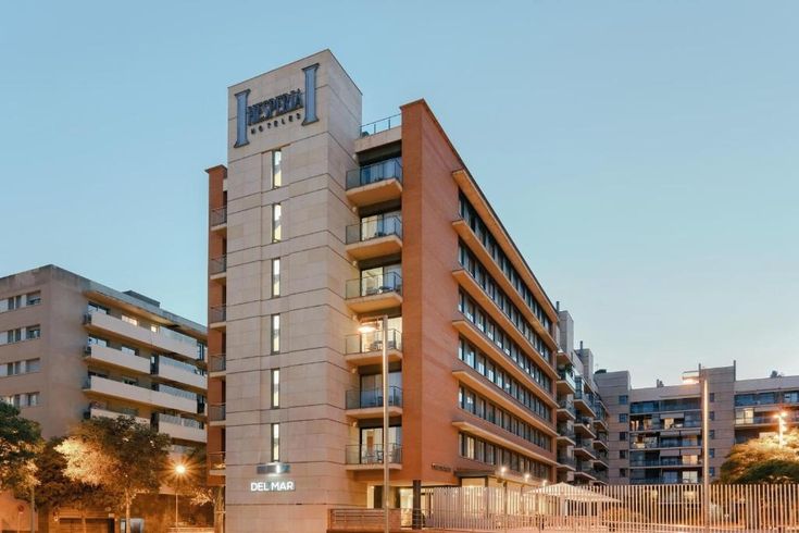 Hesperia Barcelona del Mar – آرامش در ساحل مار بلا