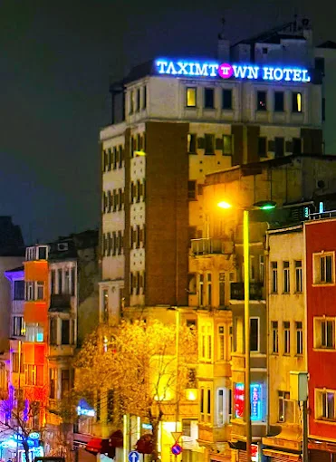 TAXIM TOWN