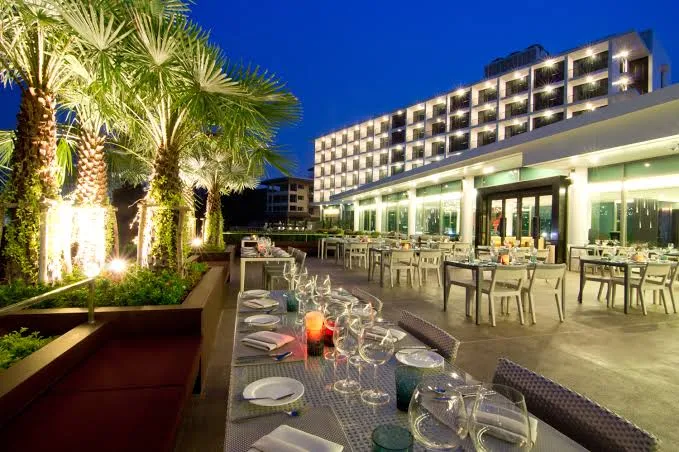 WAY HOTEL